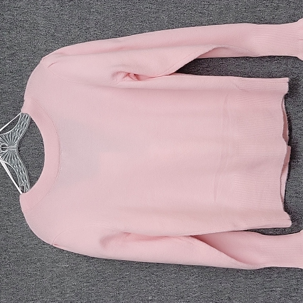 Crown & Ivy Pink Cardigan with Gold Heart Buttons - Picture 9 of 14